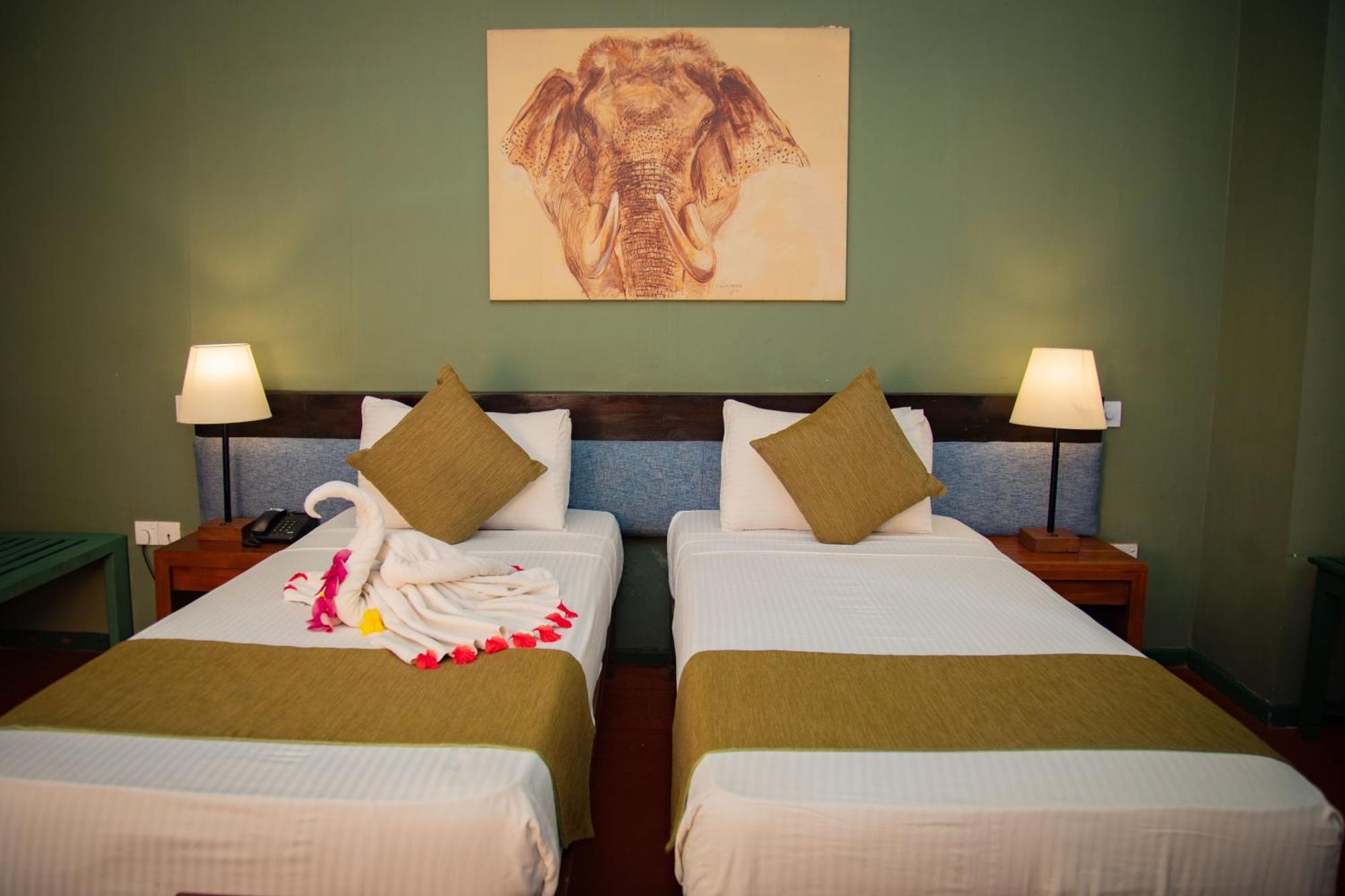Hotel Elephant Reach Yala Esterno foto